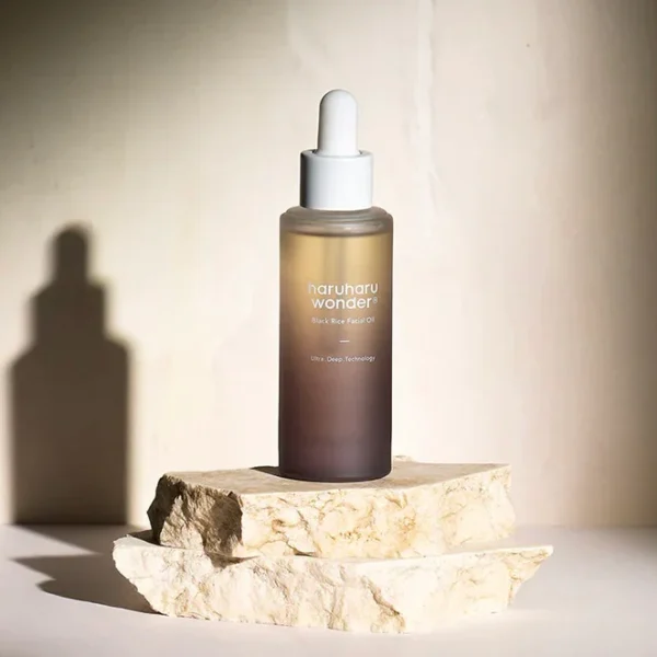 HARUHARU WONDER Black Rice Facial Oil – intensyvus maitinamasis veido aliejus su juodųjų ryžių ekstraktu SKINSET (5)