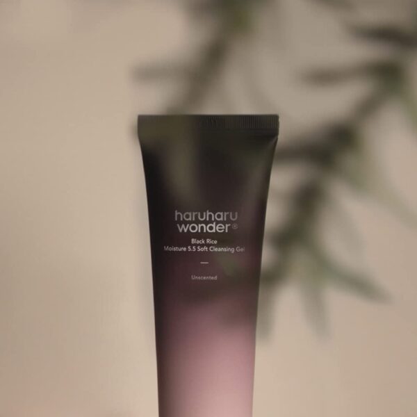 HARUHARU WONDER Black Rice Moisture 5.5 Soft Cleansing Gel – švelnus veido prausiklis-SKINSET